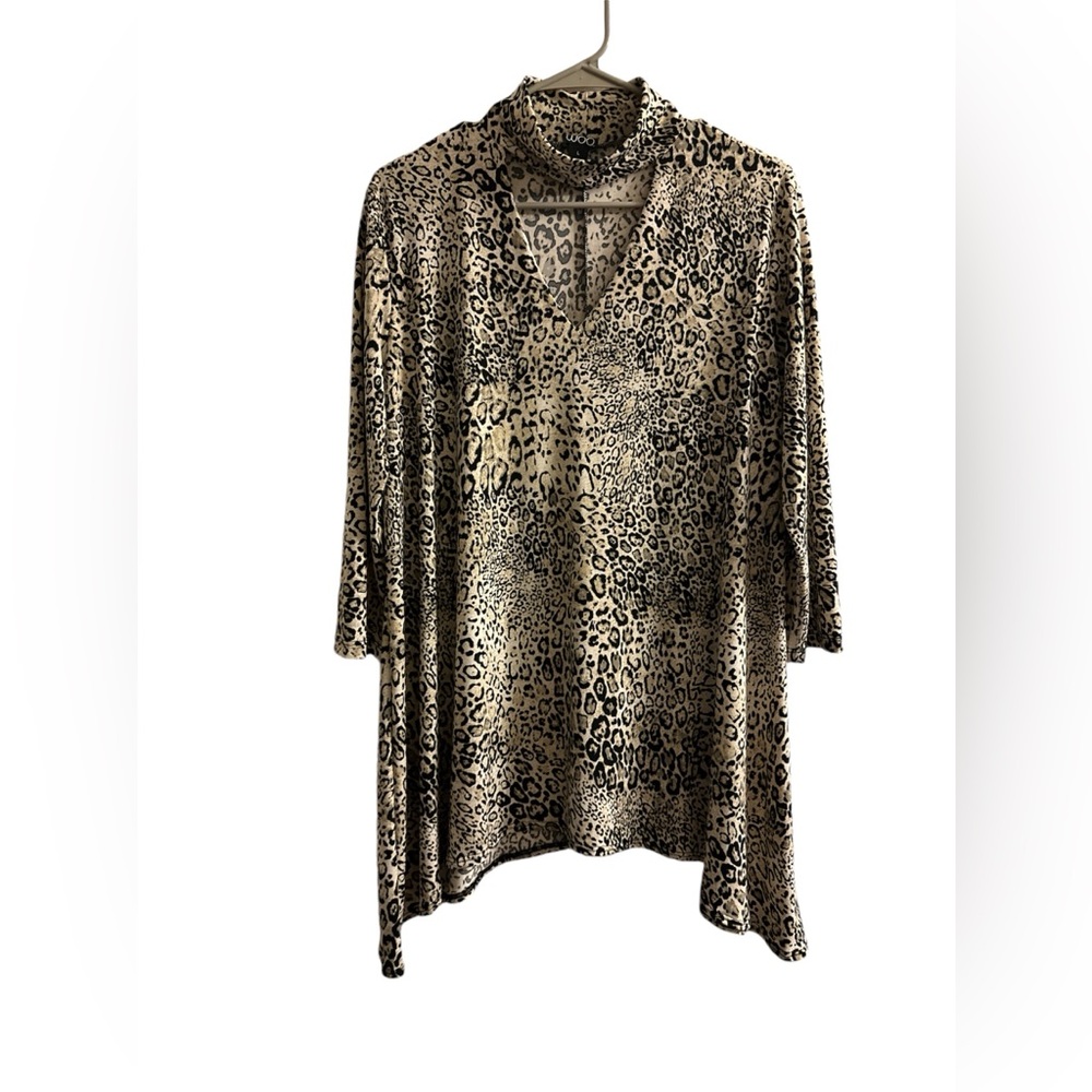 Asymmetrical leopard print choker V neck tunic top